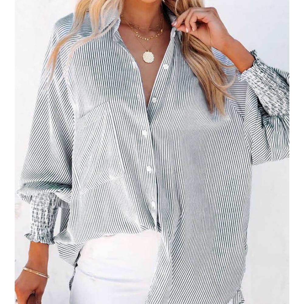 Black & white stripe button up